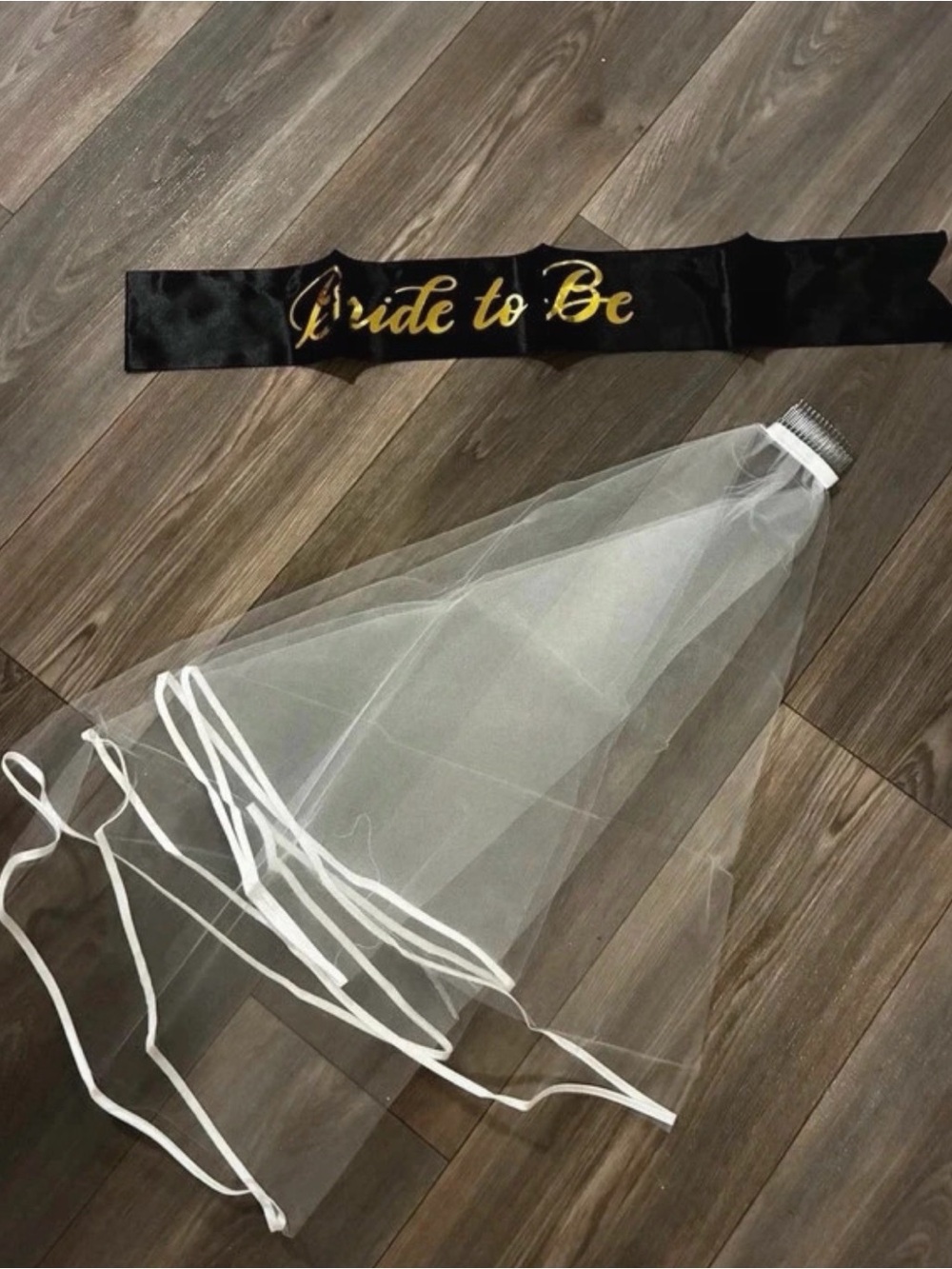 Bride to Be Satin Sash and White Veil Set